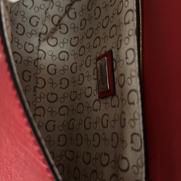 Guess “Sandria Mini” Crossbody NWT - Picture 8 of 8